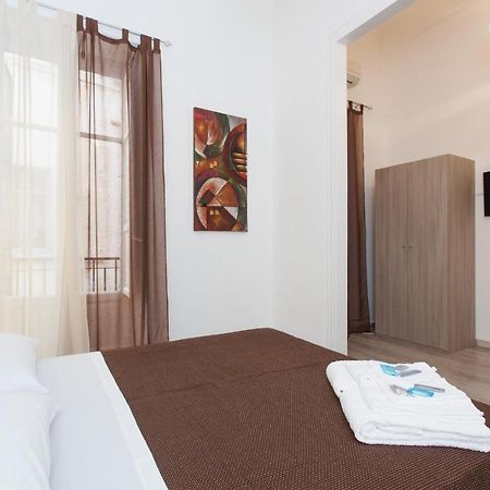 Abas Centro Storico B&B Palermo Bagian luar foto
